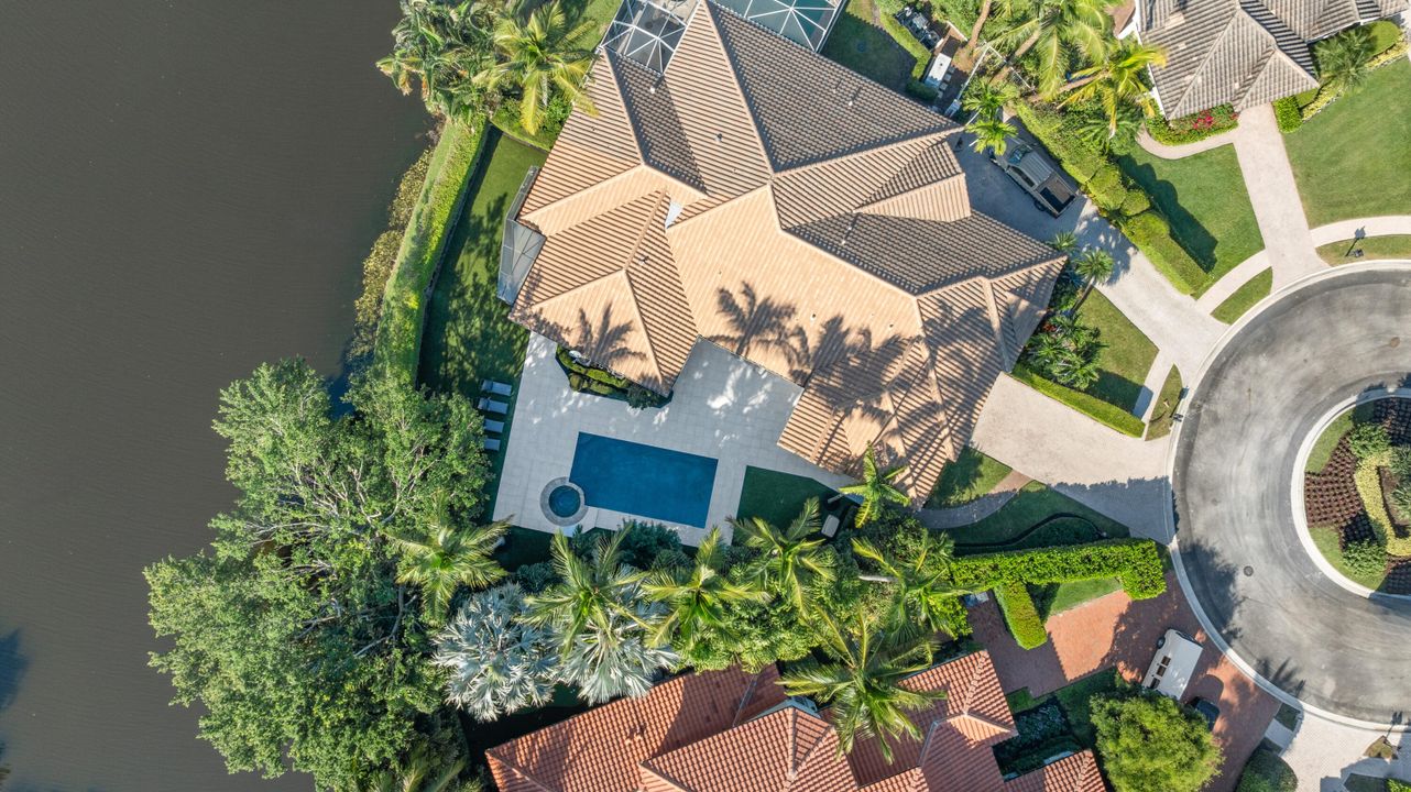 For Sale: $2,975,000 (3 beds, 3 baths, 2175 Square Feet)