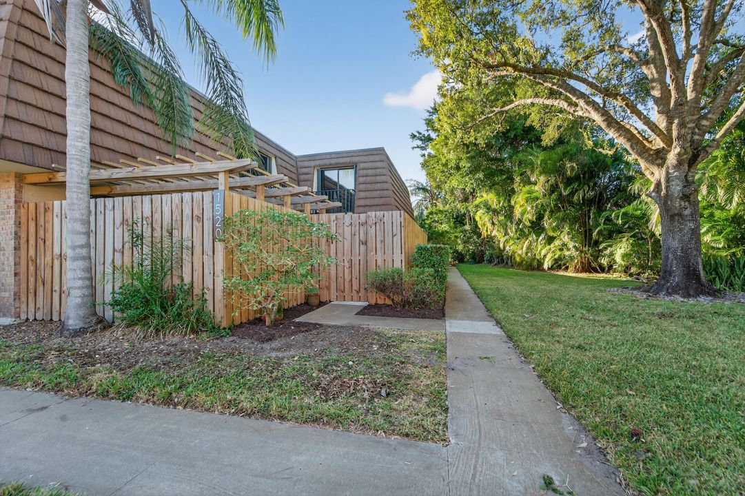 В аренду: $2,900 (3 спален, 2 ванн, 1596 Квадратных фут)