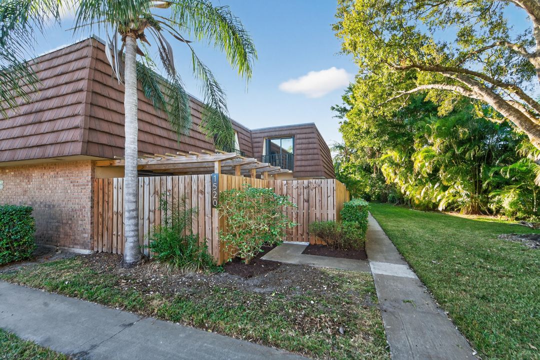 В аренду: $2,900 (3 спален, 2 ванн, 1596 Квадратных фут)