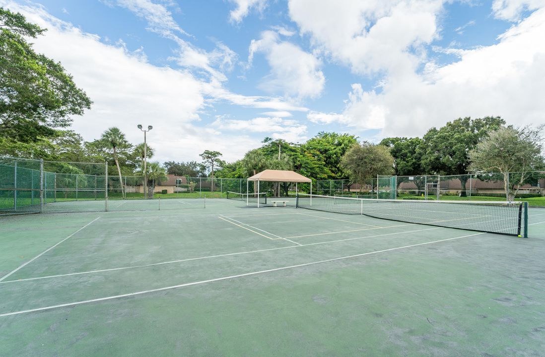 В аренду: $2,900 (3 спален, 2 ванн, 1596 Квадратных фут)