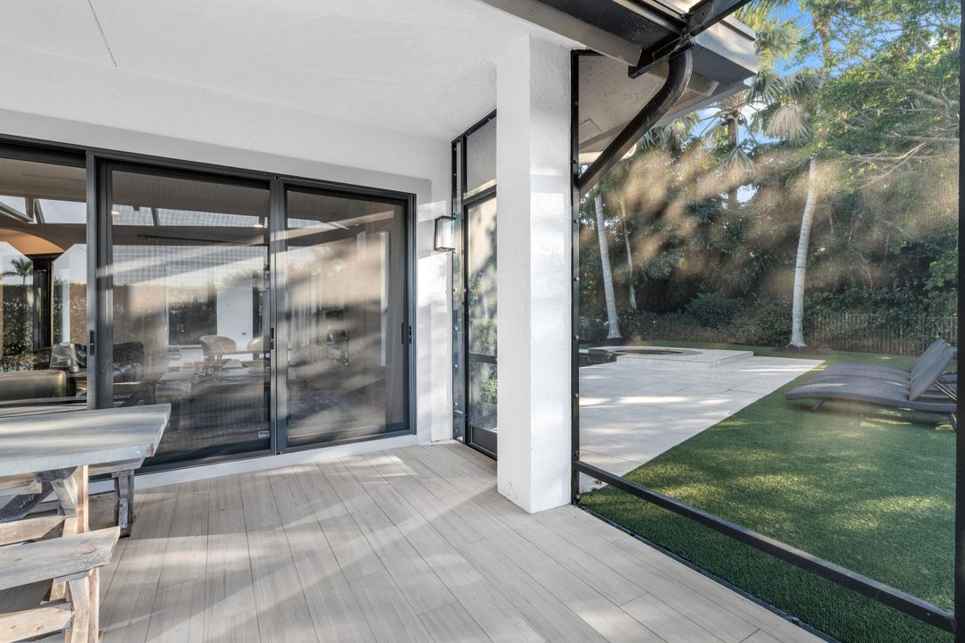 For Sale: $2,975,000 (3 beds, 3 baths, 2175 Square Feet)