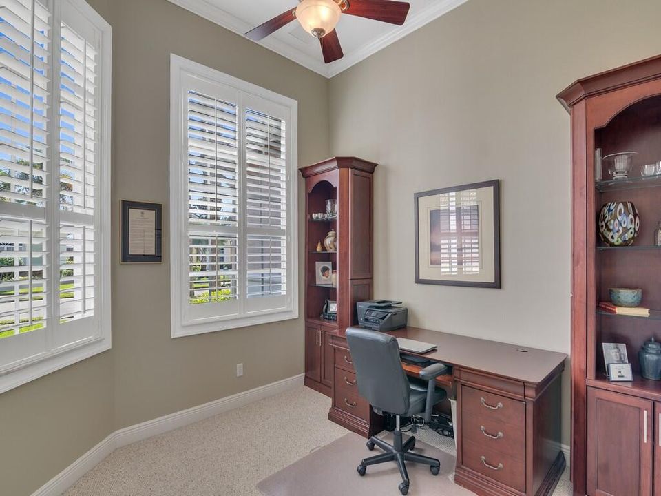 На продажу: $699,500 (3 спален, 2 ванн, 2594 Квадратных фут)