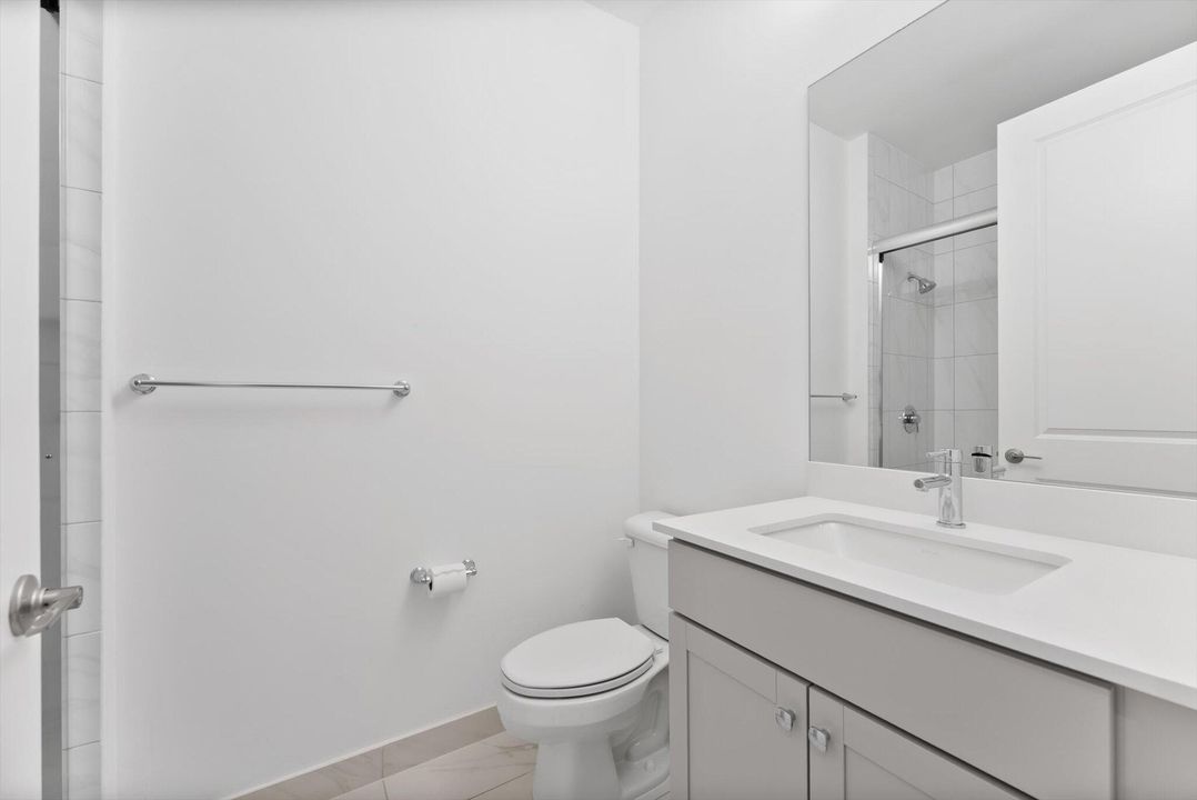 待售: $700,000 (4 贝兹, 3 浴室, 2262 平方英尺)