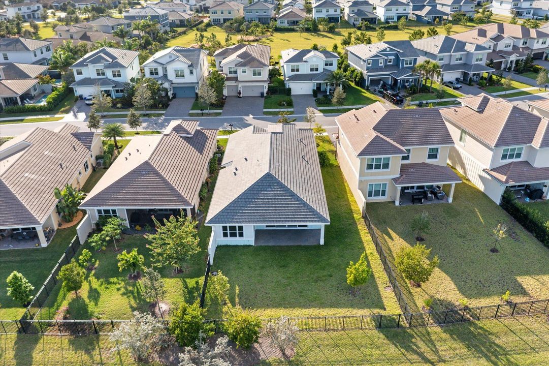 待售: $700,000 (4 贝兹, 3 浴室, 2262 平方英尺)