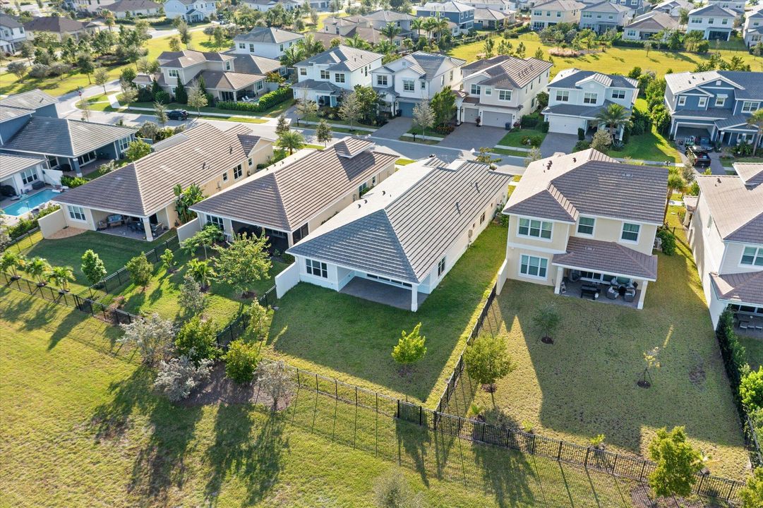 待售: $700,000 (4 贝兹, 3 浴室, 2262 平方英尺)