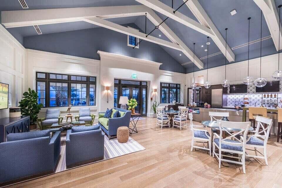 待售: $700,000 (4 贝兹, 3 浴室, 2262 平方英尺)