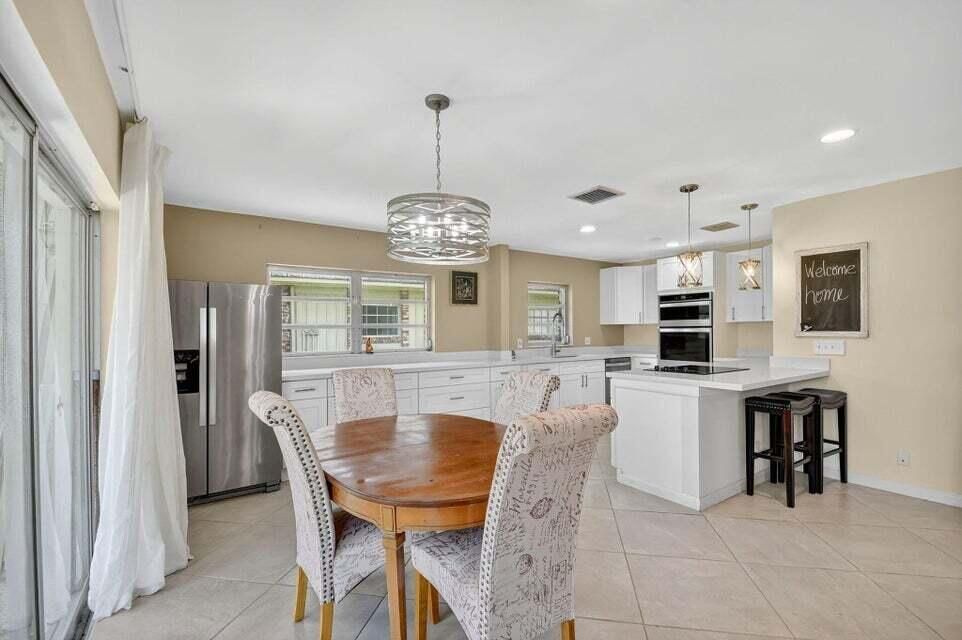 出租: $2,249 (2 贝兹, 2 浴室, 1170 平方英尺)