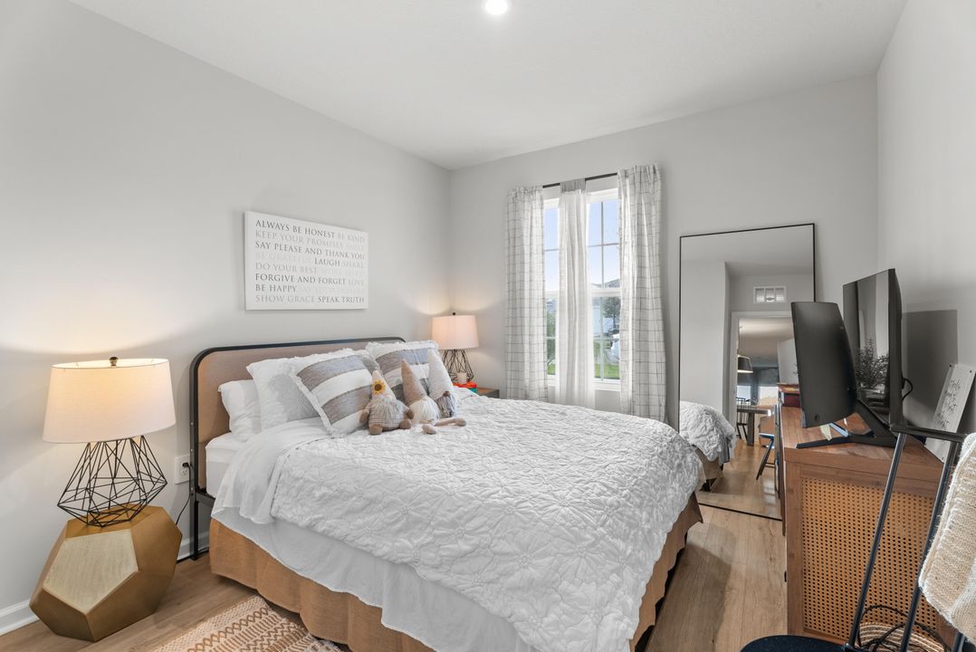 For Rent: $2,600 (2 beds, 2 baths, 1503 Square Feet)