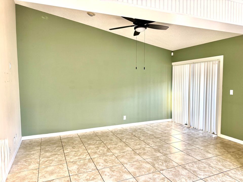 En Renta: $2,000 (2 camas, 1 baños, 841 Pies cuadrados)