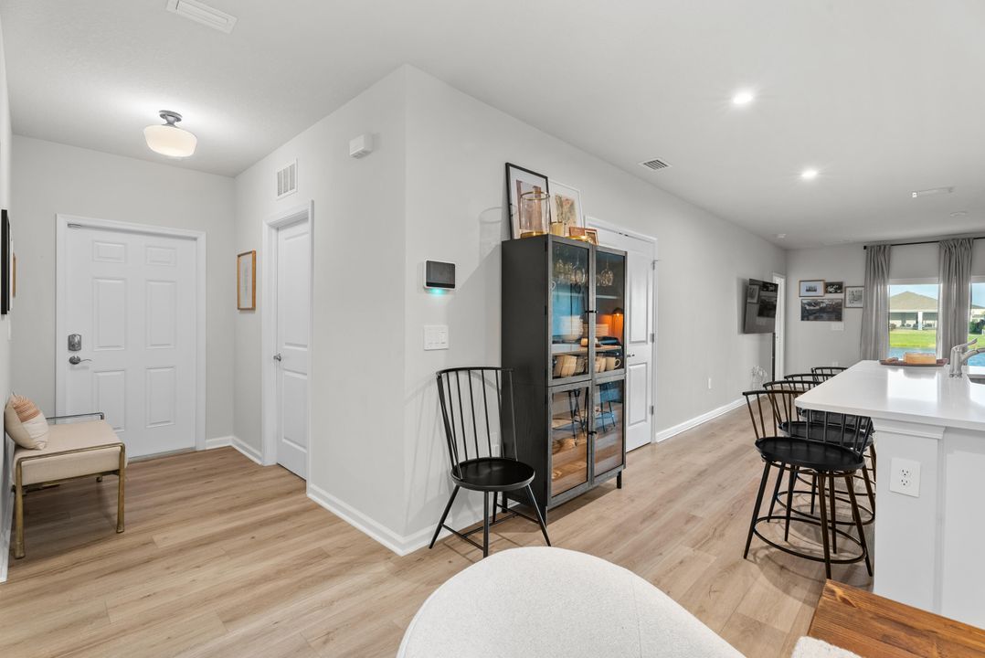 For Rent: $2,600 (2 beds, 2 baths, 1503 Square Feet)