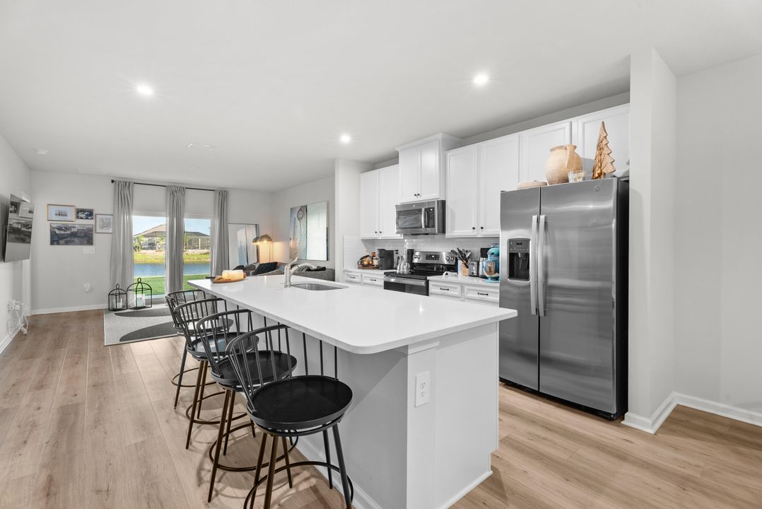 For Rent: $2,600 (2 beds, 2 baths, 1503 Square Feet)