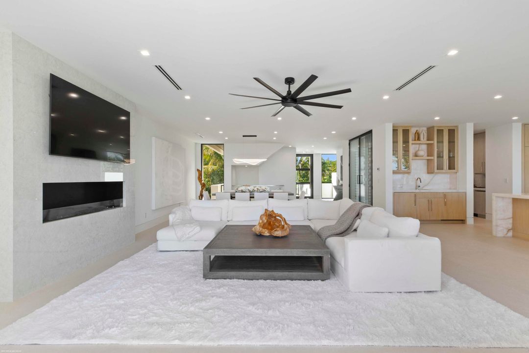 На продажу: $14,500,000 (4 спален, 5 ванн, 5965 Квадратных фут)