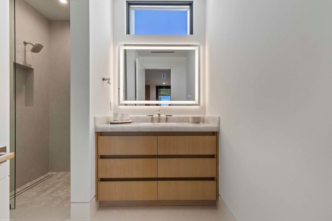 На продажу: $14,500,000 (4 спален, 5 ванн, 5965 Квадратных фут)