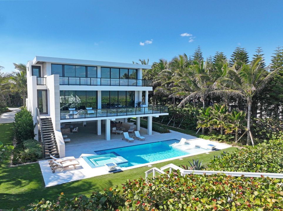 На продажу: $14,500,000 (4 спален, 5 ванн, 5965 Квадратных фут)