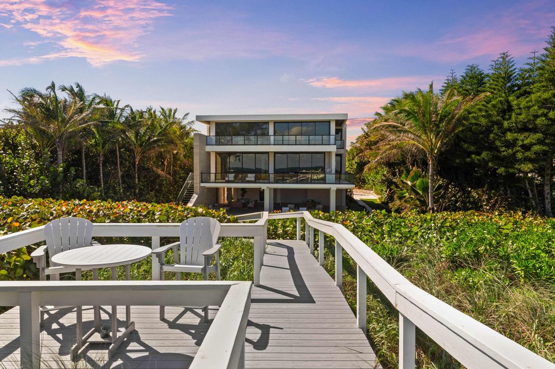 На продажу: $14,500,000 (4 спален, 5 ванн, 5965 Квадратных фут)