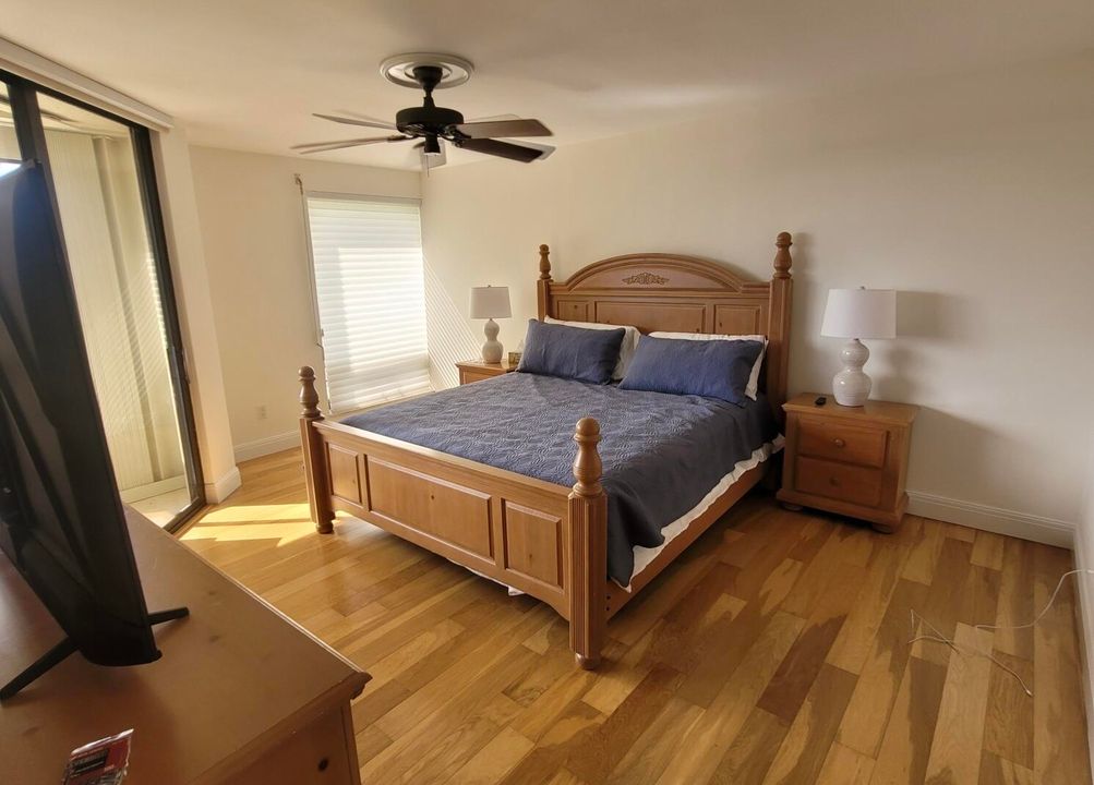 For Rent: $5,150 (2 beds, 2 baths, 1417 Square Feet)