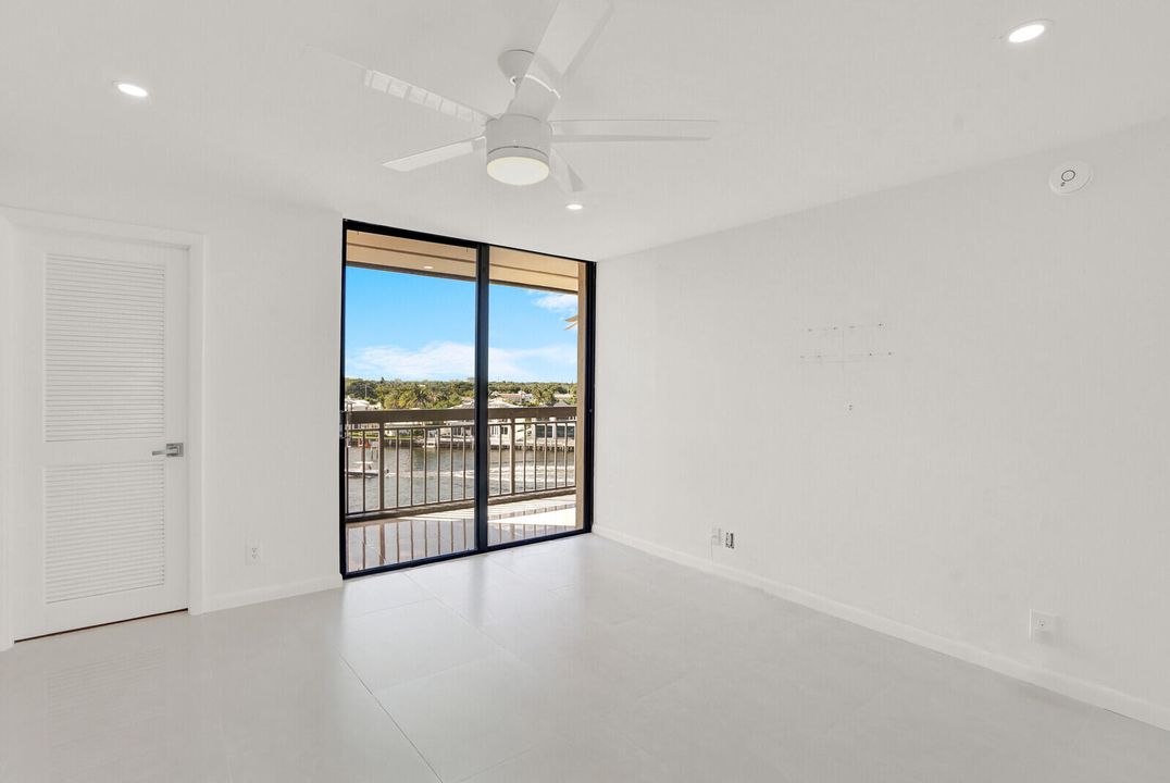 For Rent: $6,800 (2 beds, 2 baths, 1305 Square Feet)