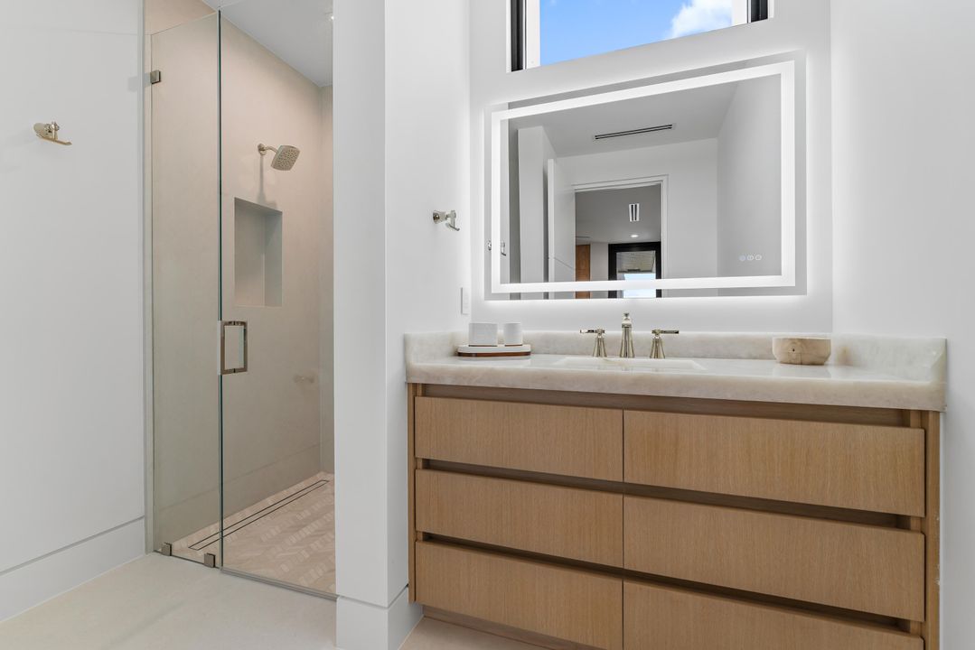 На продажу: $14,500,000 (4 спален, 5 ванн, 5965 Квадратных фут)