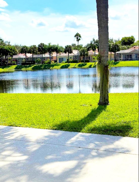 Activo con contrato: $4,300 (3 camas, 2 baños, 1711 Pies cuadrados)