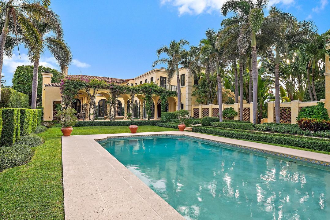 For Sale: $25,000,000 (5 beds, 4 baths, 7603 Square Feet)