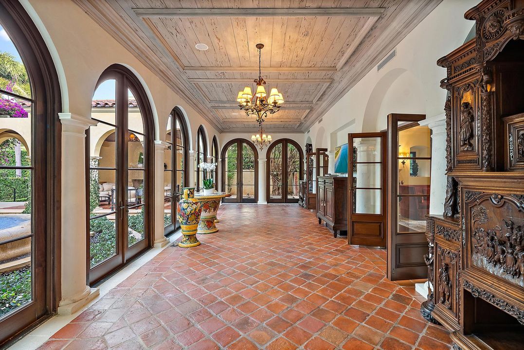 For Sale: $25,000,000 (5 beds, 4 baths, 7603 Square Feet)