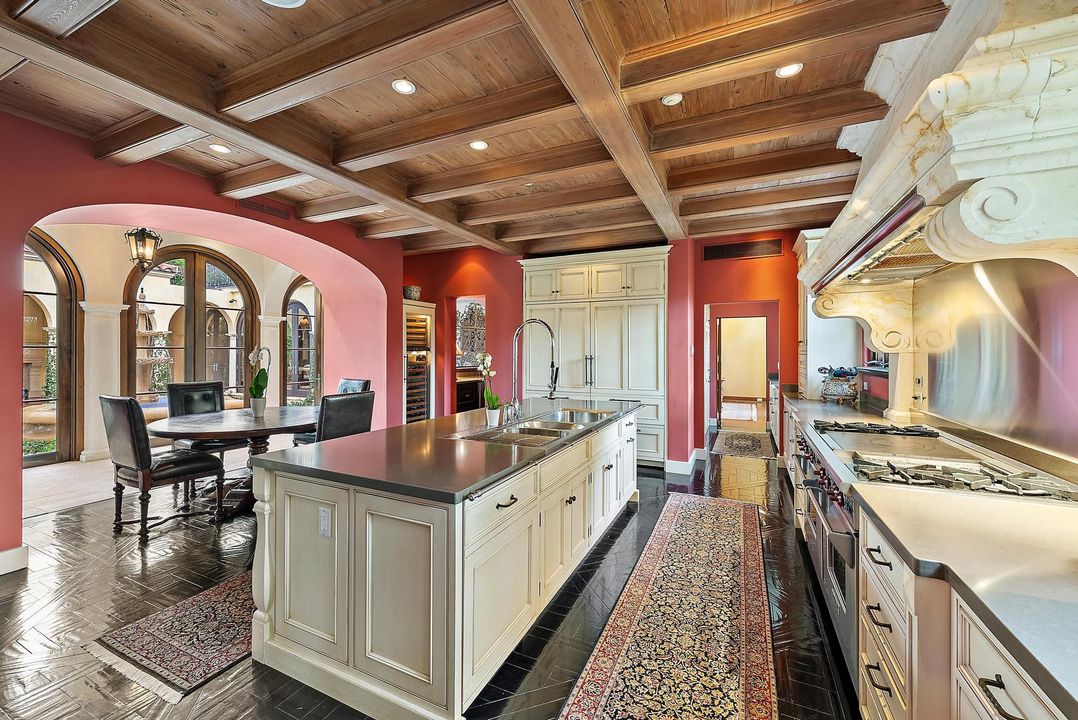 For Sale: $25,000,000 (5 beds, 4 baths, 7603 Square Feet)