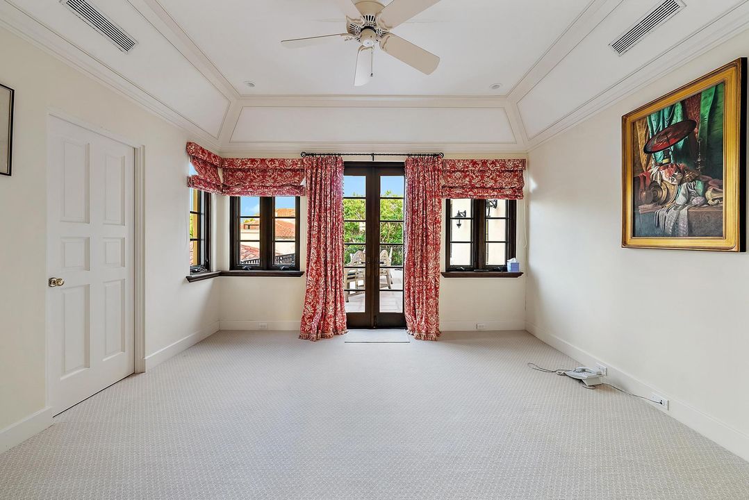 For Sale: $25,000,000 (5 beds, 4 baths, 7603 Square Feet)