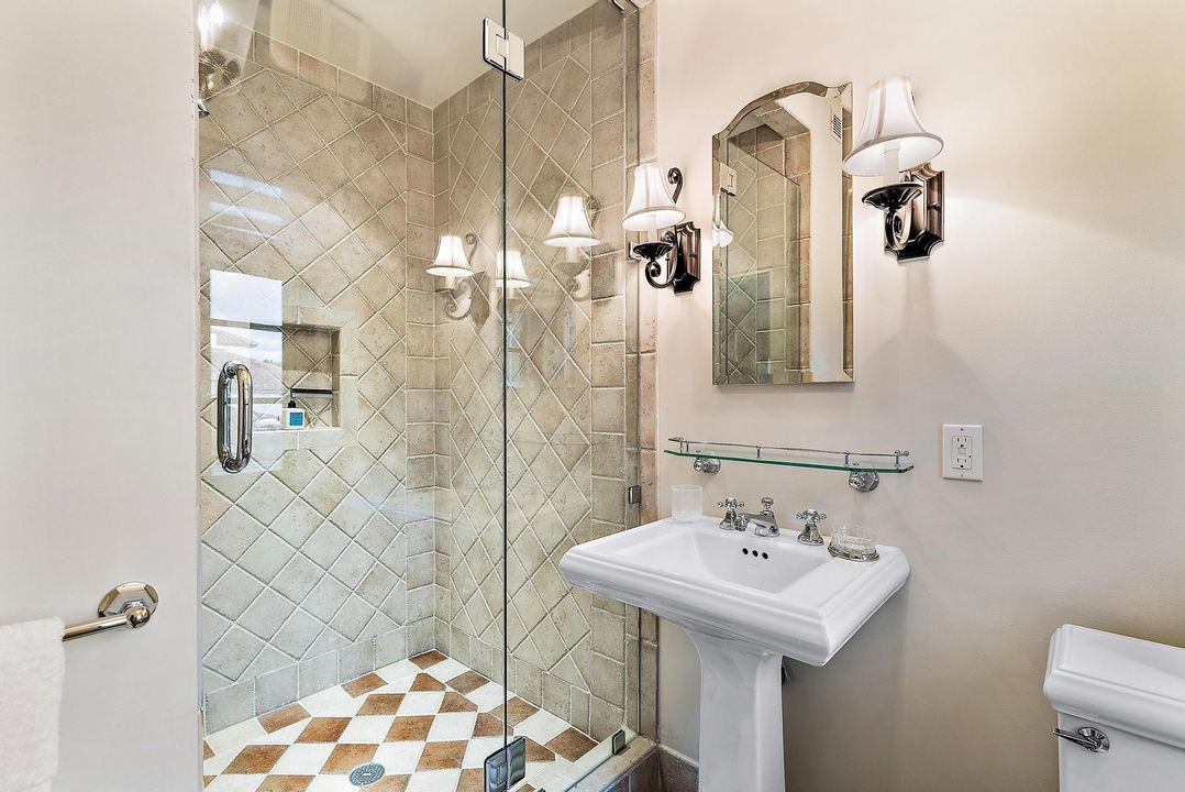 For Sale: $25,000,000 (5 beds, 4 baths, 7603 Square Feet)