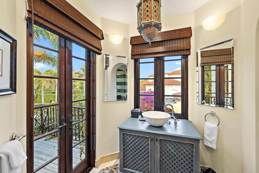 For Sale: $25,000,000 (5 beds, 4 baths, 7603 Square Feet)