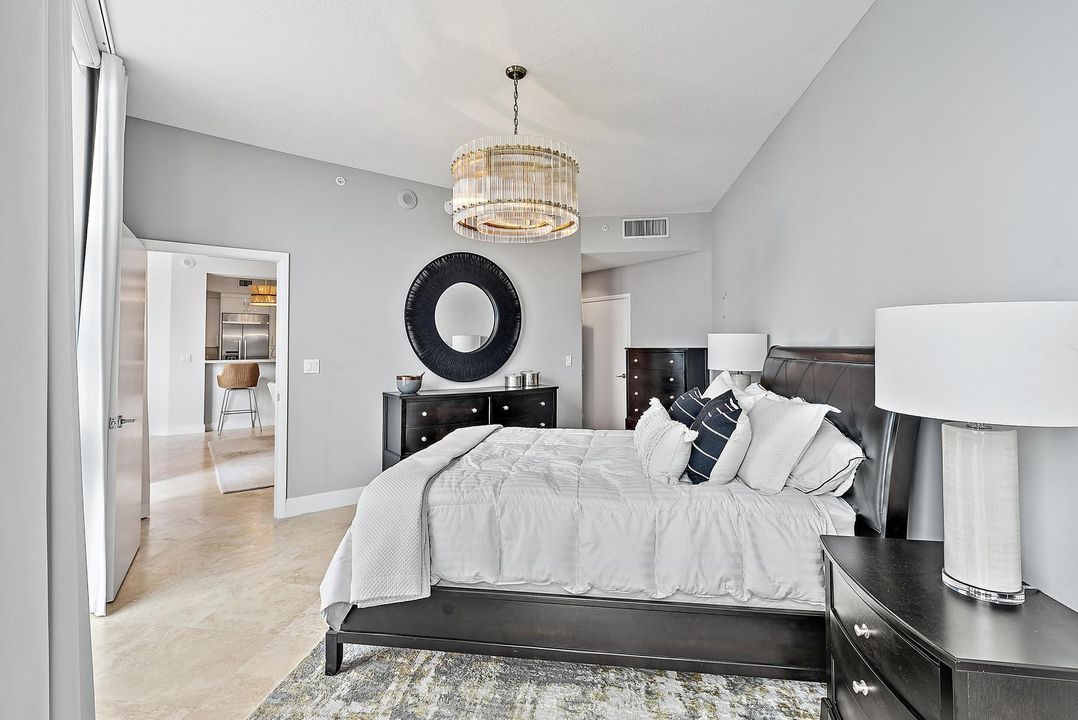 待售: $1,750,000 (3 贝兹, 2 浴室, 1582 平方英尺)