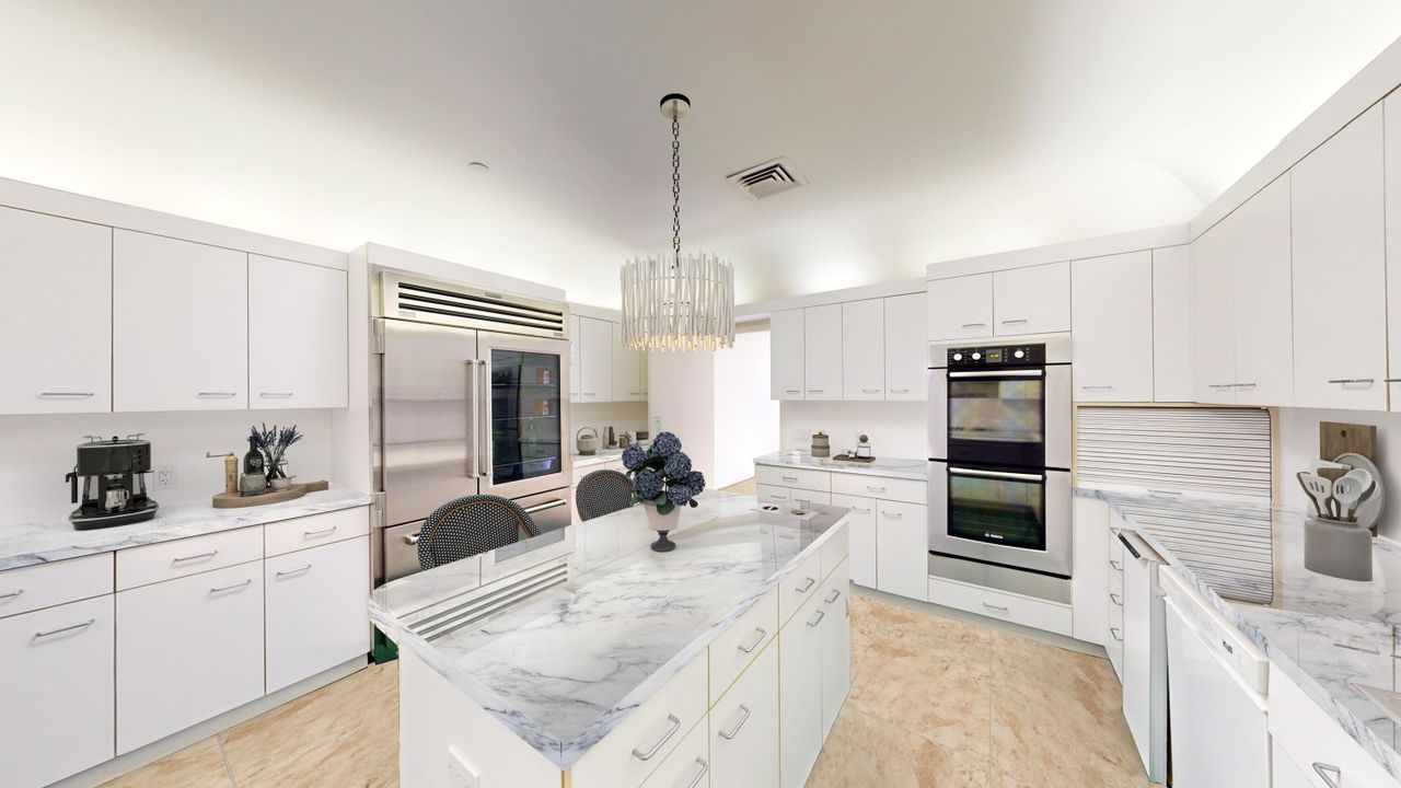 For Sale: $15,500,000 (3 beds, 3 baths, 3560 Square Feet)