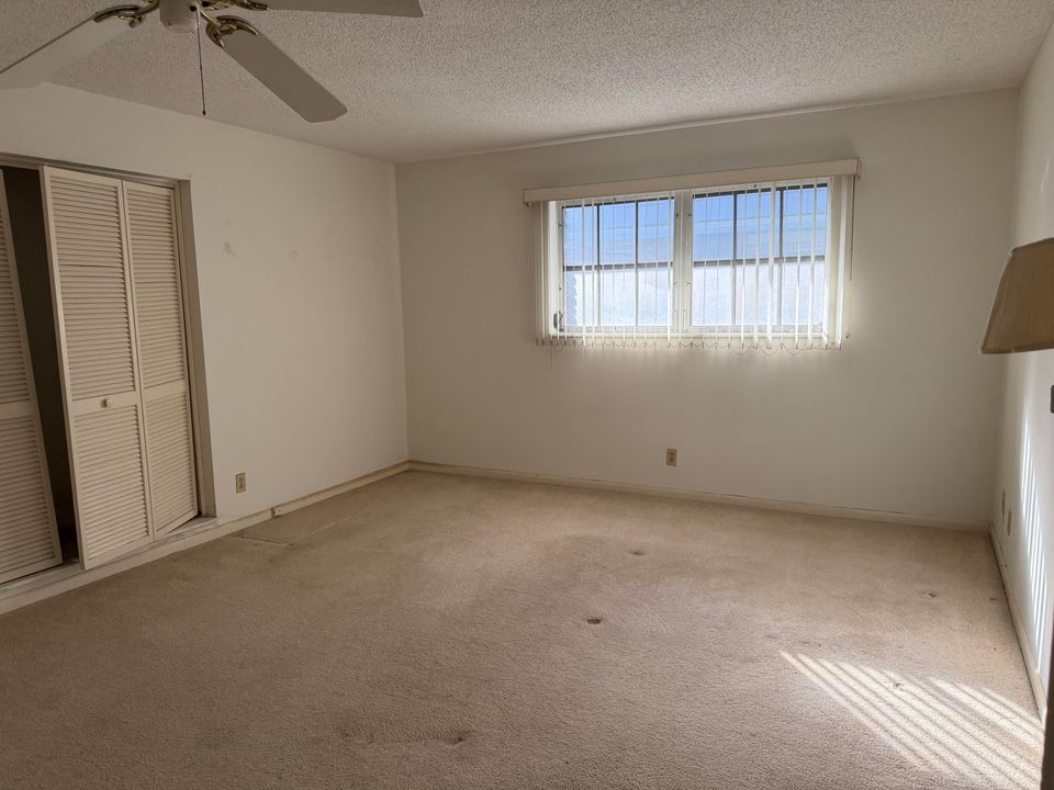 For Sale: $199,000 (2 beds, 2 baths, 1222 Square Feet)