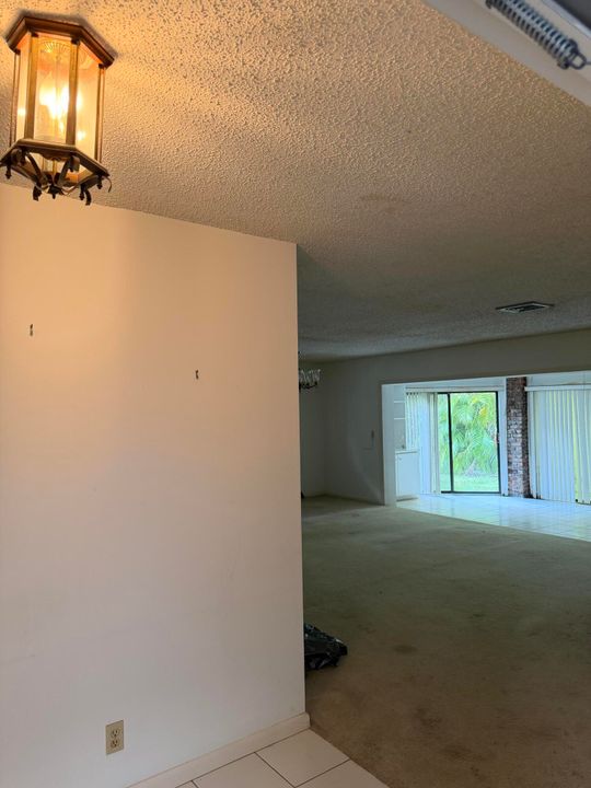 For Sale: $199,000 (2 beds, 2 baths, 1222 Square Feet)