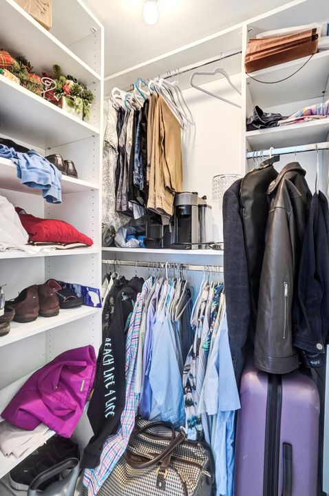 Active With Contract: $185,000 (2 beds, 2 baths, 1167 Square Feet)