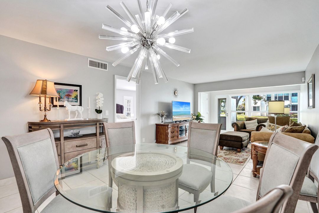 Active With Contract: $185,000 (2 beds, 2 baths, 1167 Square Feet)