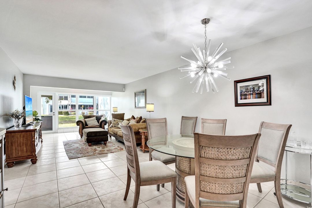 Active With Contract: $185,000 (2 beds, 2 baths, 1167 Square Feet)