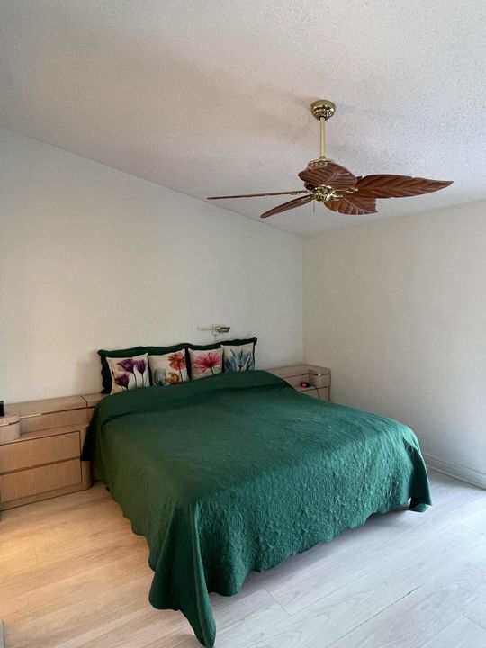 En Venta: $438,000 (3 camas, 2 baños, 1375 Pies cuadrados)