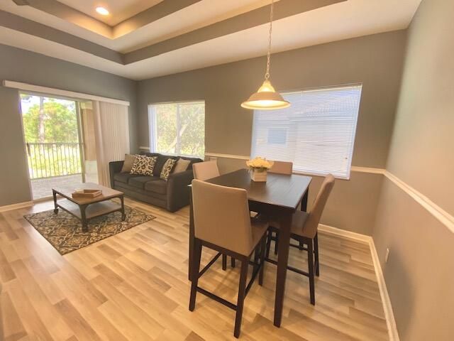 For Rent: $1,850 (1 beds, 1 baths, 1312 Square Feet)