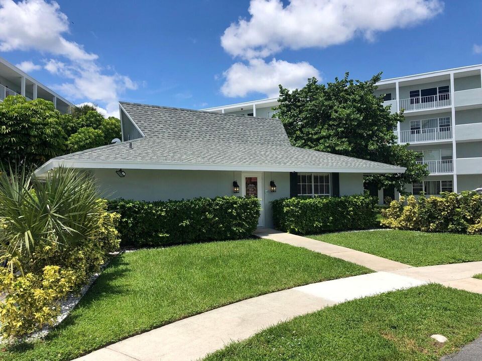 В аренду: $1,695 (1 спален, 1 ванн, 700 Квадратных фут)