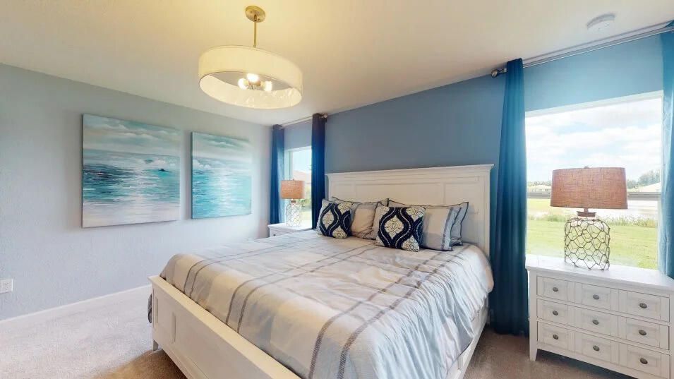 合同活跃: $385,820 (4 贝兹, 2 浴室, 1817 平方英尺)