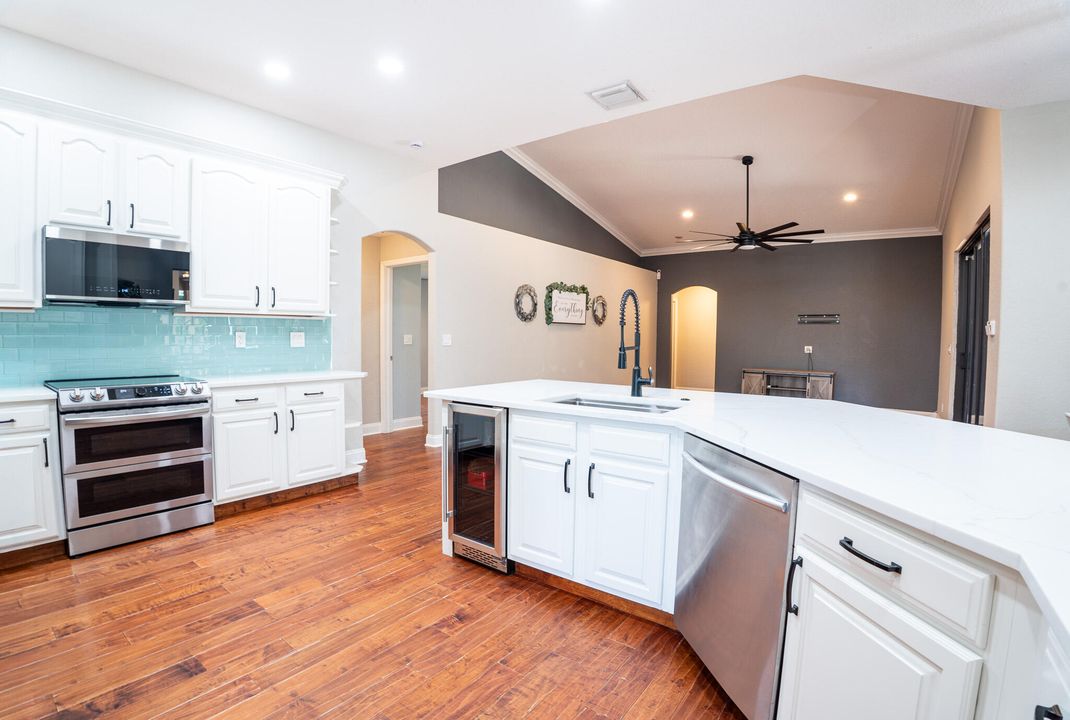 For Sale: $2,199,000 (4 beds, 3 baths, 3402 Square Feet)