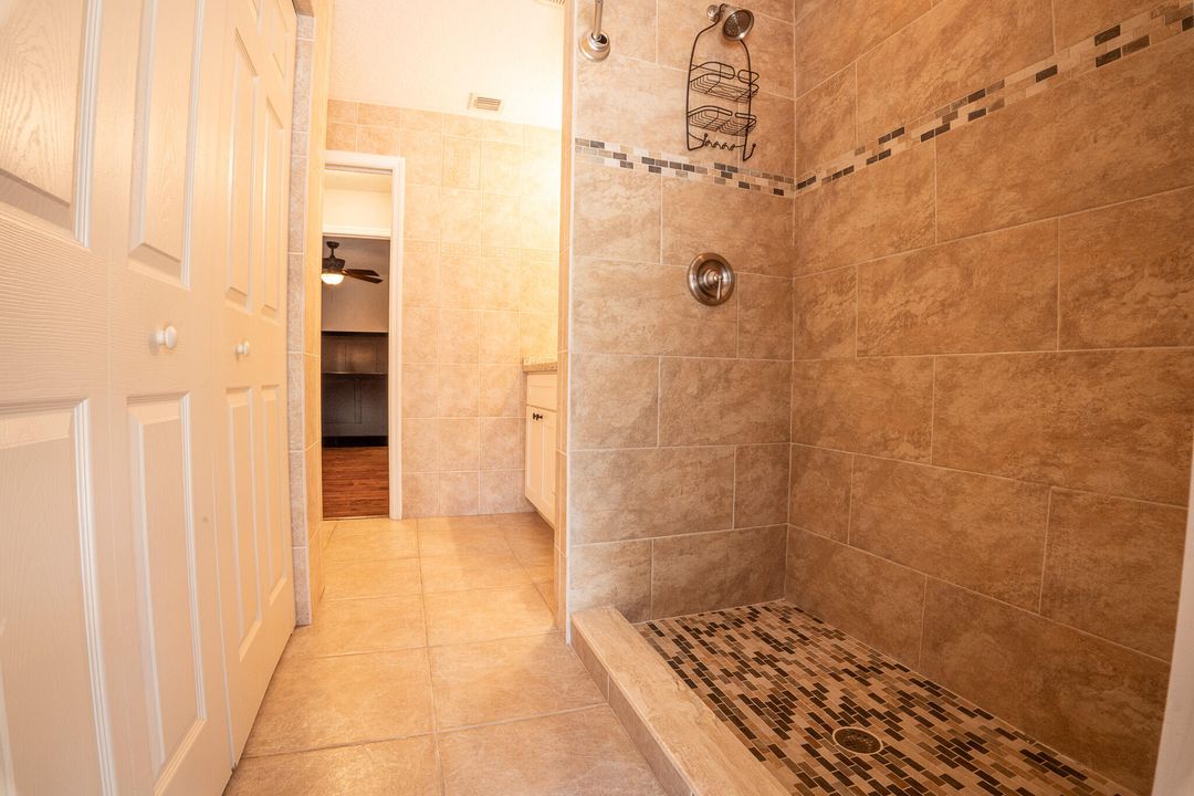 For Sale: $2,199,000 (4 beds, 3 baths, 3402 Square Feet)