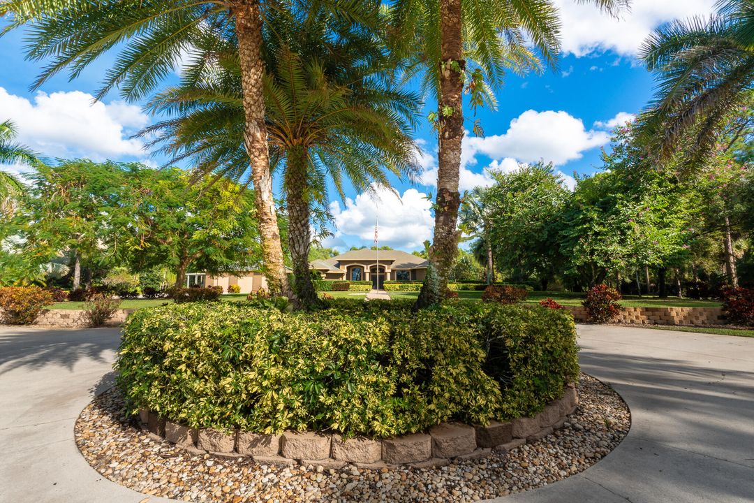 For Sale: $2,199,000 (4 beds, 3 baths, 3402 Square Feet)