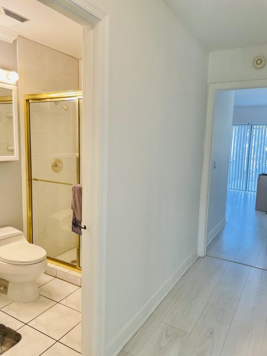 En Venta: $438,000 (3 camas, 2 baños, 1375 Pies cuadrados)