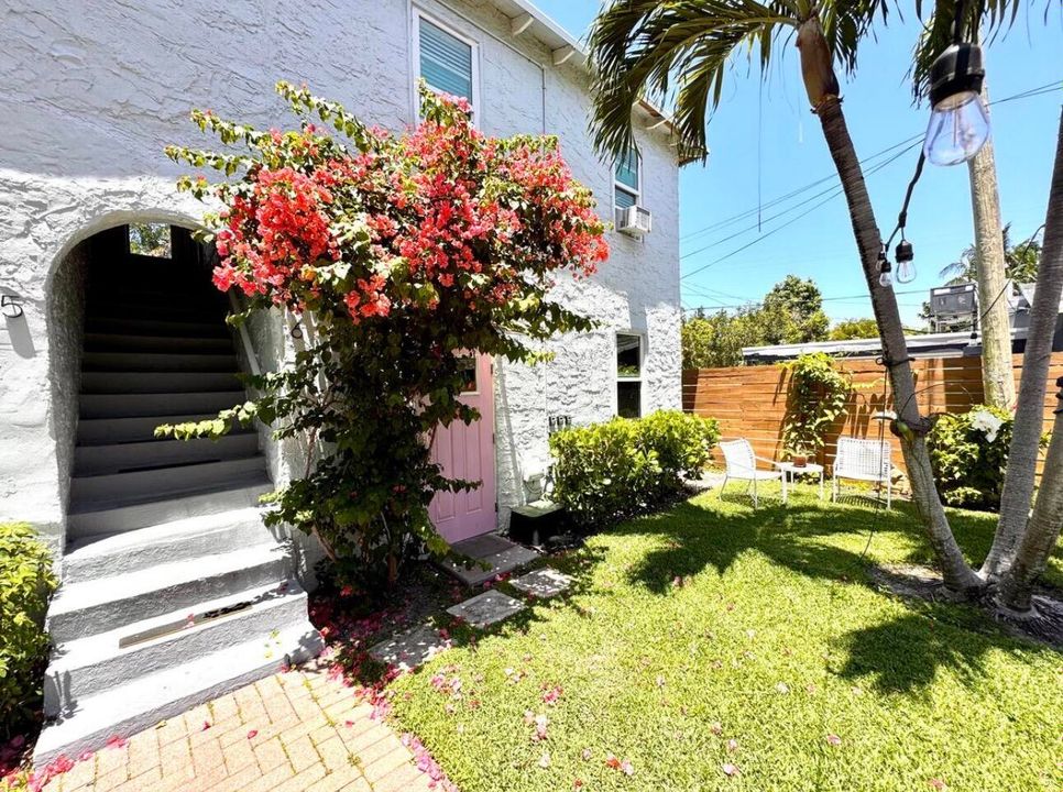 待售: $2,000,000 (0 贝兹, 0 浴室, 3905 平方英尺)