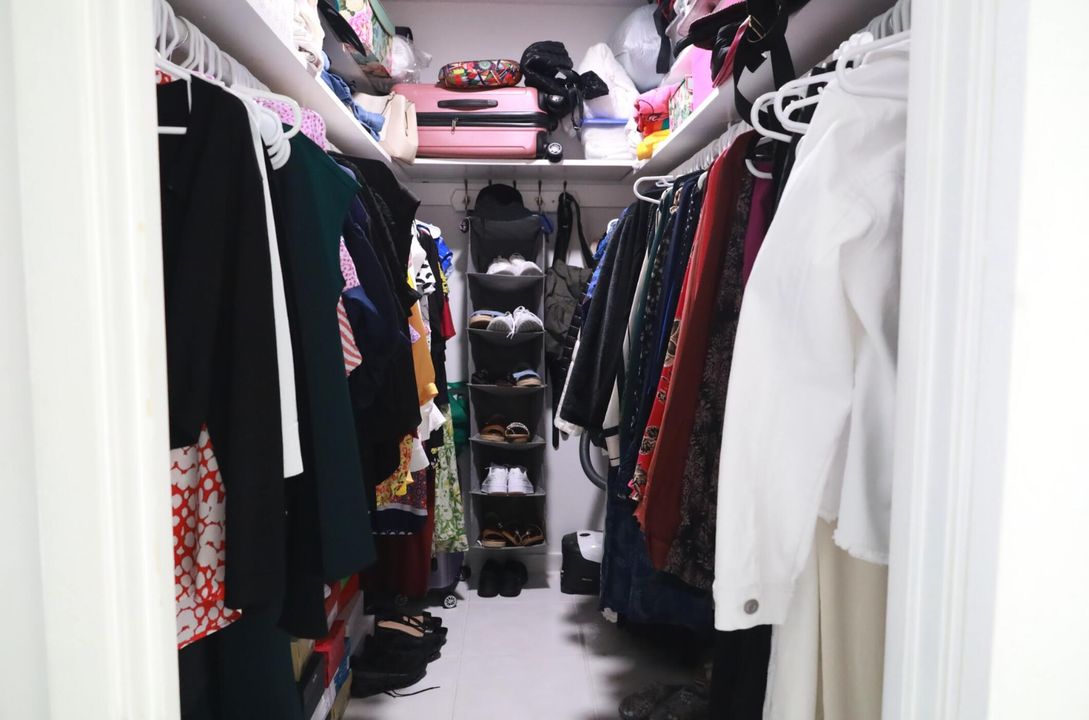 На продажу: $299,000 (2 спален, 2 ванн, 1145 Квадратных фут)