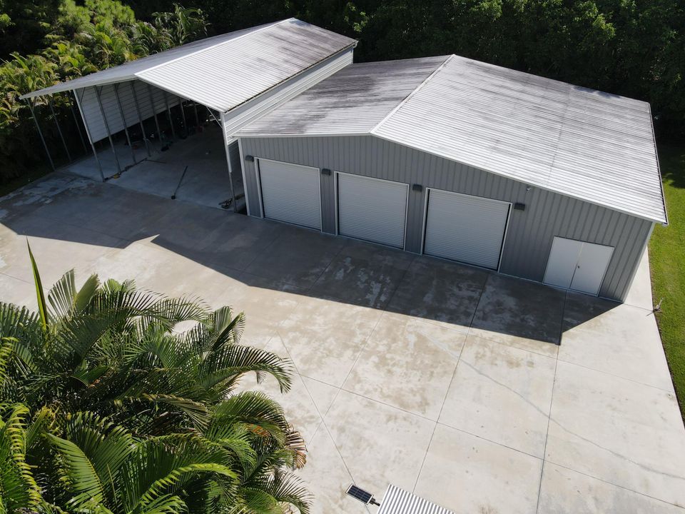 For Sale: $2,199,000 (4 beds, 3 baths, 3402 Square Feet)