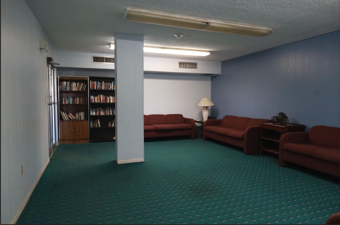 На продажу: $299,000 (2 спален, 2 ванн, 1145 Квадратных фут)