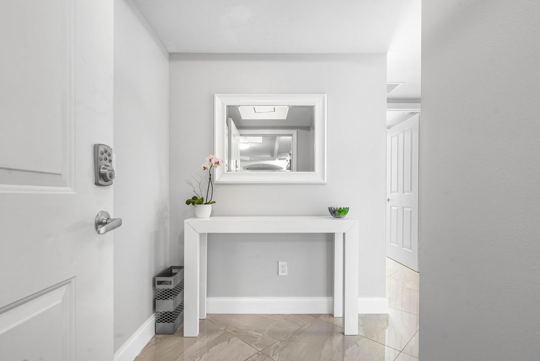 Active With Contract: $5,200 (3 beds, 2 baths, 1390 Square Feet)