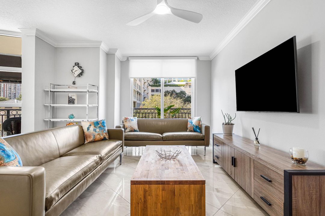 Active With Contract: $5,200 (3 beds, 2 baths, 1390 Square Feet)